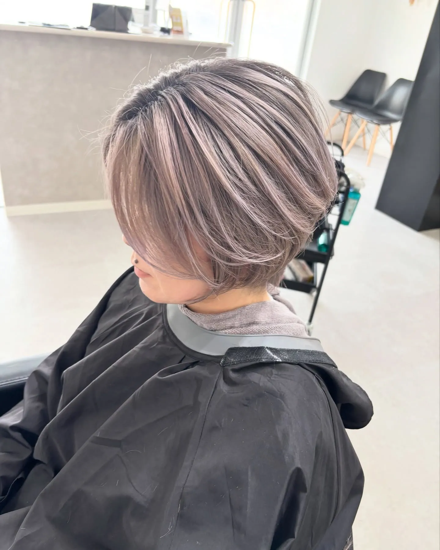 【シャドールーツカラー】