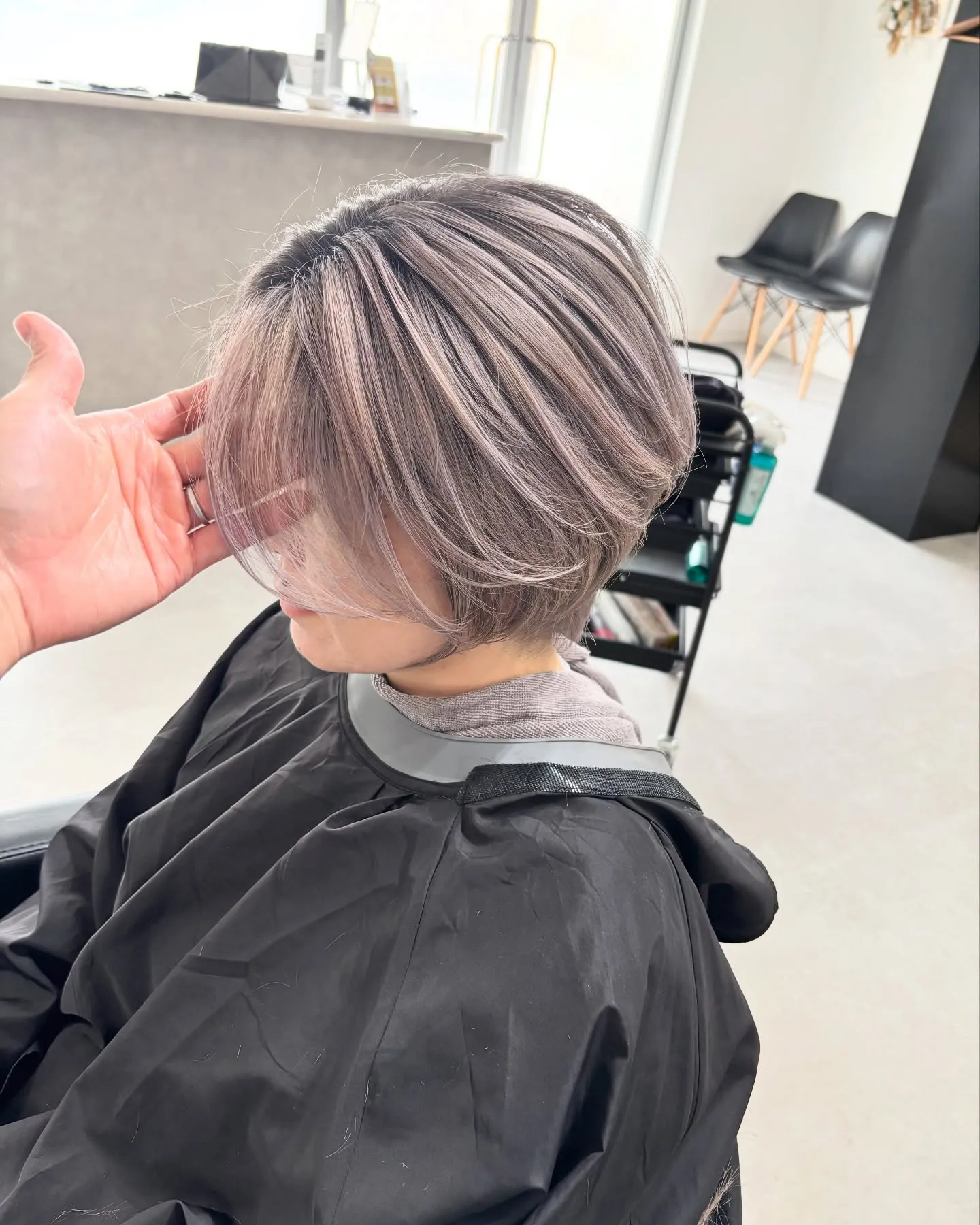 【シャドールーツカラー】